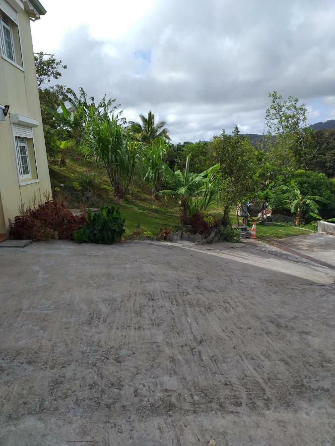Ericka Et Francois Apartment Quartier Monplaisir Exterior foto